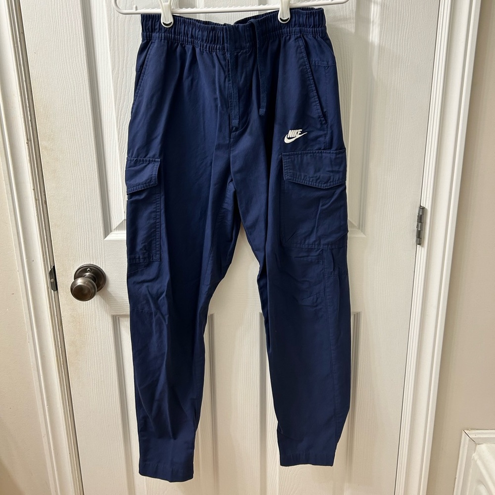 Unisex Nike dark blue cargo pants size XS waist 13.5” leg inseam 27”